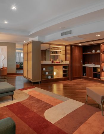 HILTON 1a